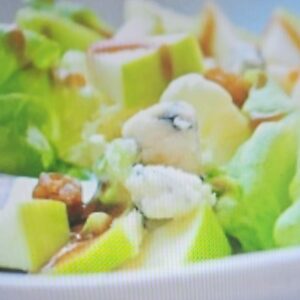 WhatsApp Image 2025-09-25 at 11.53.44 Petite salade aux fruits frais et fruits secs